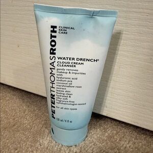 Peter Thomas Roth Water Drench Cleanser in Light Blue